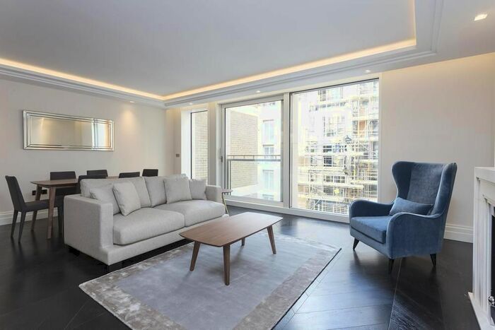2 Bedroom Flat For Sale In Gladstone House, Strand, Covent Garden, WC2R