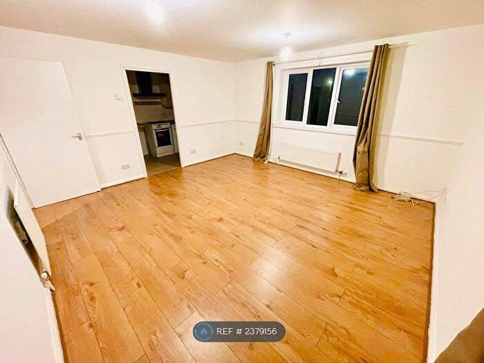 1 Bedroom Flat To Rent In Witts House, Kingston Upon Thames, KT1