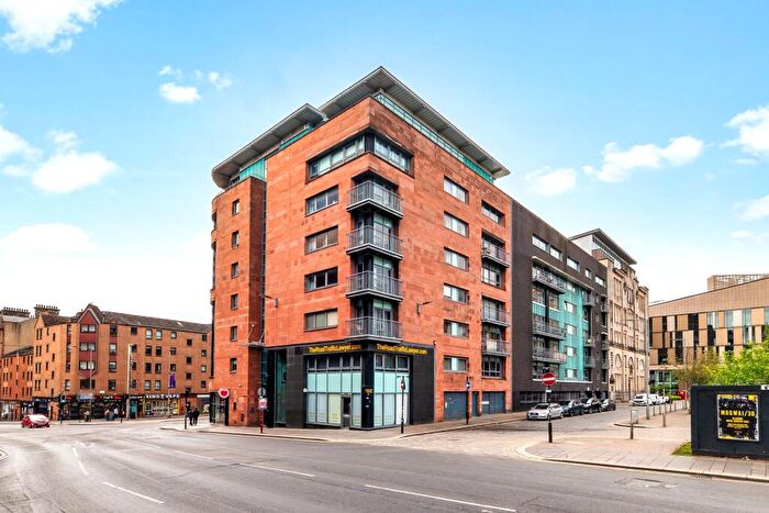 2 Bedroom Apartment For Sale In High Street, Merchant City, Glasgow, G1