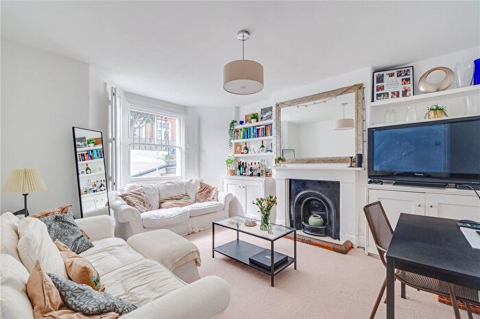 1 Bedroom Flat To Rent In Halford Road, London, SW6