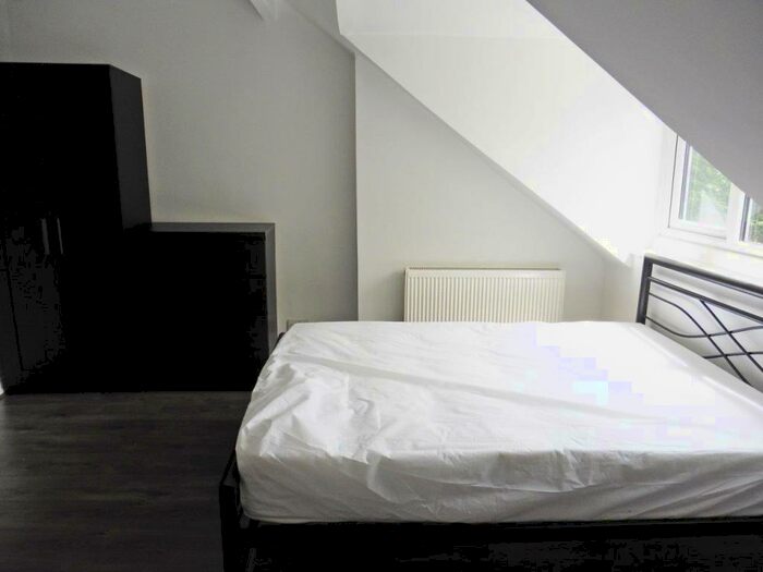 Studio To Rent In Mere Road, Birmingham, B23