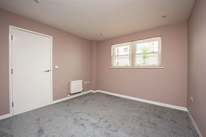 2 Bedroom Flat For Sale In Merchant Exchange, Bridge Street, York Centre, YO1