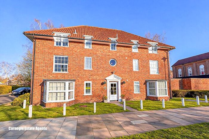 Studio To Rent In The Cloisters, Welwyn Garden City, Herts, AL8