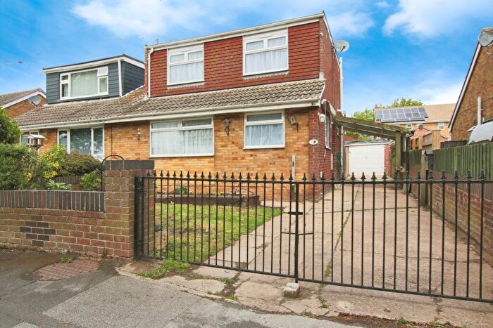 3 Bedroom Bungalow For Sale In Egroms Lane, Withernsea, HU19