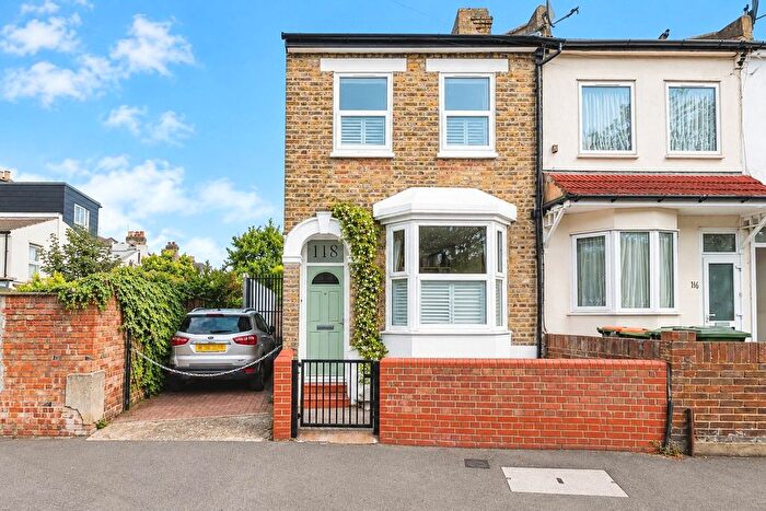 3 Bedroom End Terrace House For Sale In Stratford Road, London, E13
