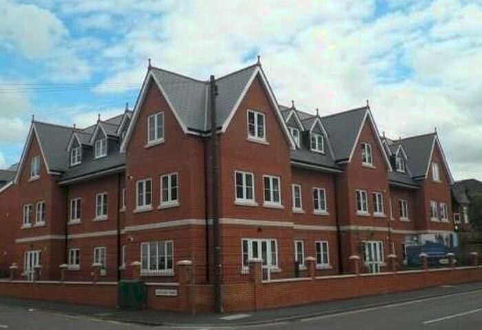 2 Bedroom Flat To Rent In Woodbridge Road, Guildford, GU1