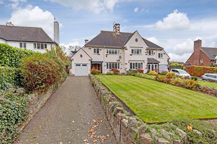 4 Bedroom Semi Detached House For Sale In Whitecotes Lane, Walton, Chesterfield, S40
