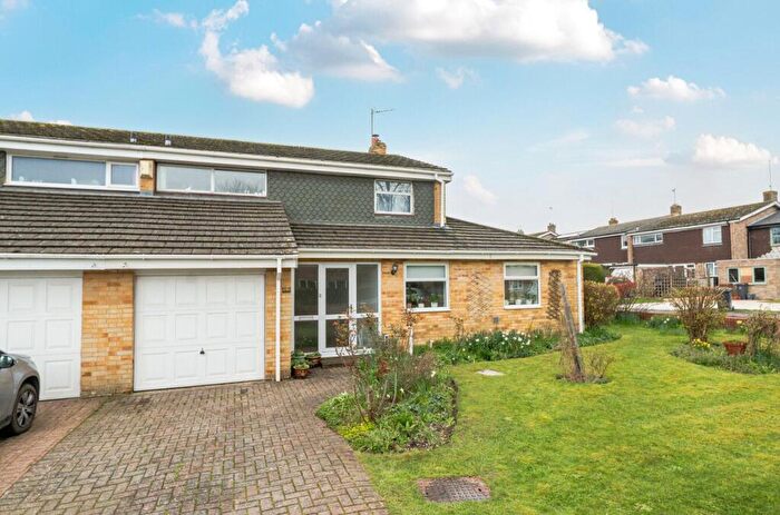 3 Bedroom End Of Terrace House For Sale In St. Peters Close, Shipton Bellinger, Tidworth, SP9