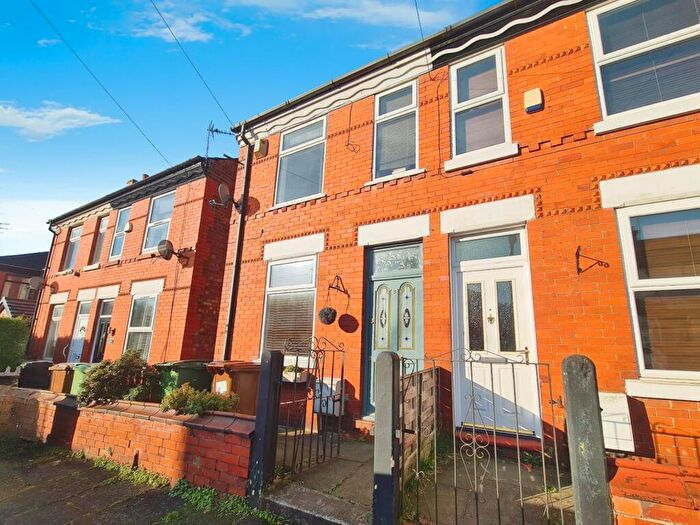 2 Bedroom Semi-Detached House To Rent In Beechwood Avenue, South Reddish, Stockport, SK5