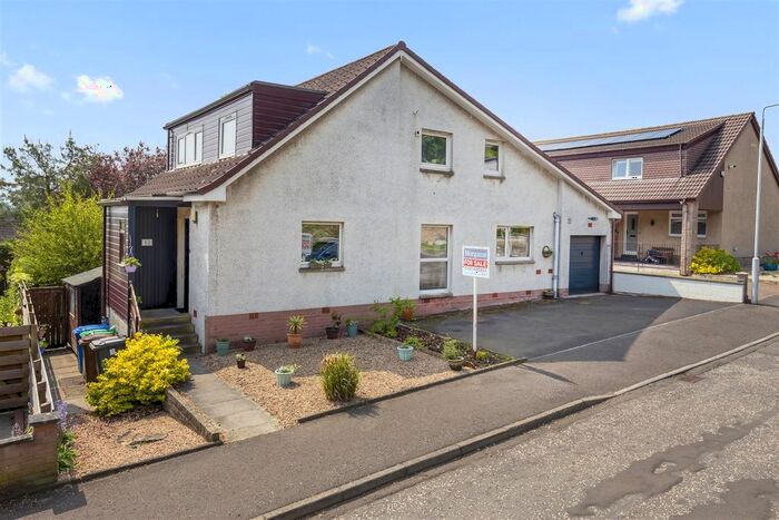 5 Bedroom Detached House For Sale In Knowehead Road, Crossford, KY12