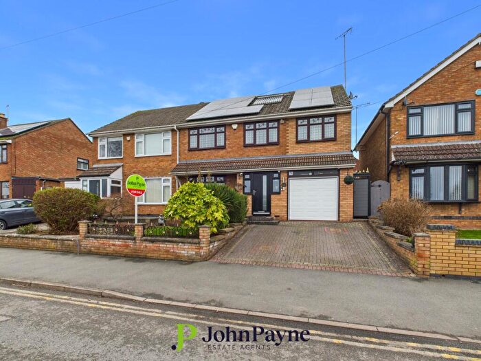 4 Bedroom Semi Detached House For Sale In Quorn Way, Binley, Coventry, CV3