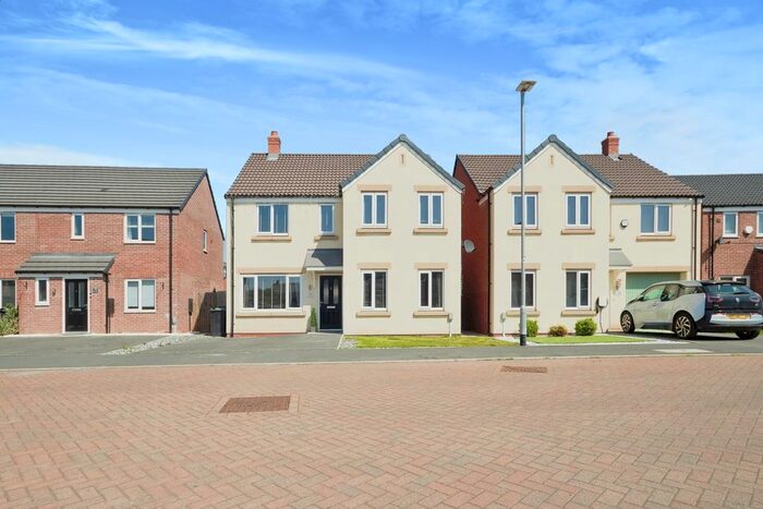 4 Bedroom Detached House For Sale In Kingfisher Road, Stoke Bardolph, Burton Joyce, Nottingham, NG14