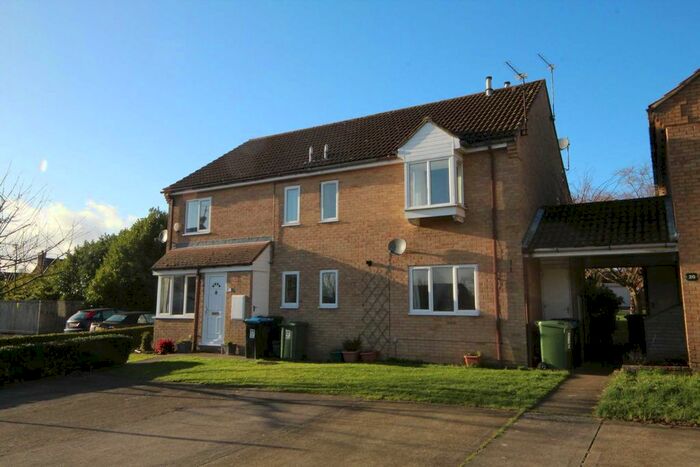 1 Bedroom Town House To Rent In The Lawns, Hemel Hempstead, HP1