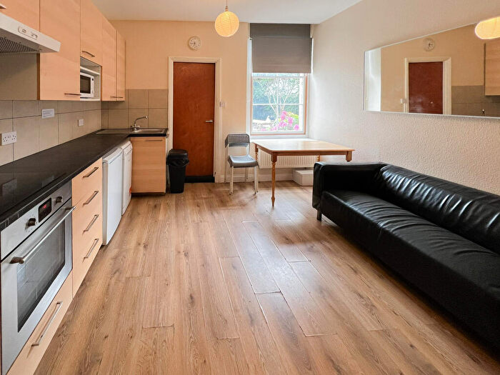 4 Bedroom Flat To Rent In Hampton Road, Redland, BS6