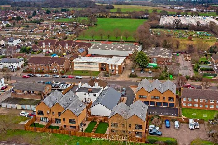 Commercial Pub To Rent In High Street, London Colney, St. Albans, AL2