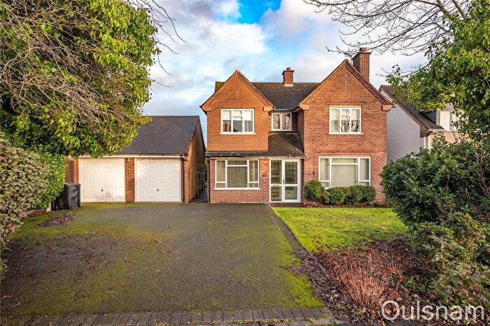 4 Bedroom Detached House For Sale In East Road, Bromsgrove, Worcestershire, B60