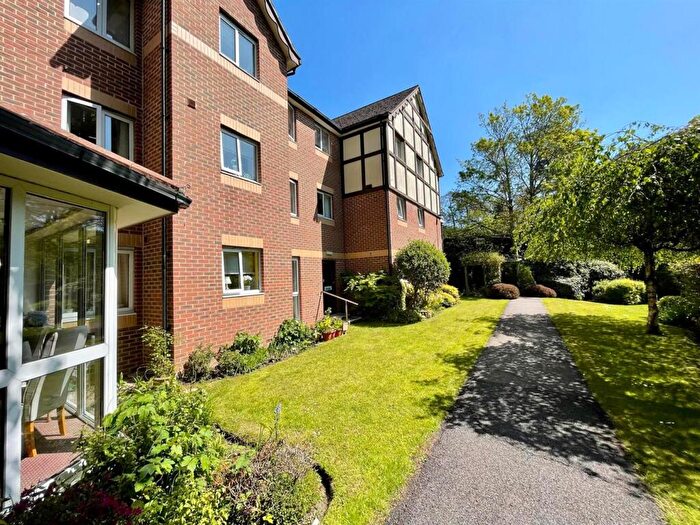 1 Bedroom Flat To Rent In Glenmoor Road, West Parley, Ferndown, BH22