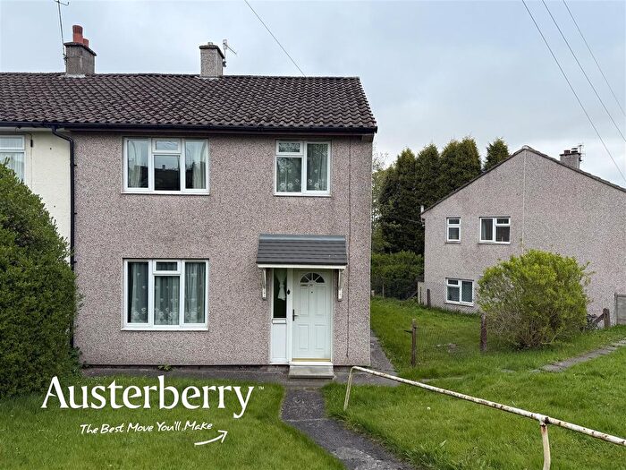 3 Bedroom Semi-Detached House For Sale In Bath Road, Newcastle, ST5