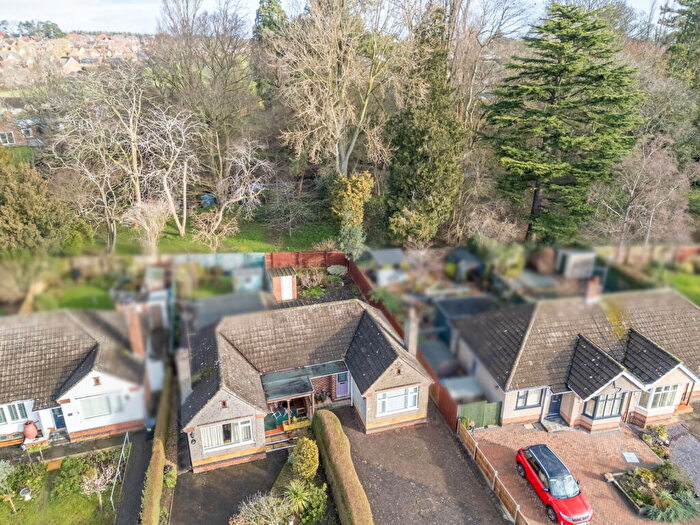 1 Bedroom Semi-Detached Bungalow For Sale In Park Drive, Market Harborough, LE16