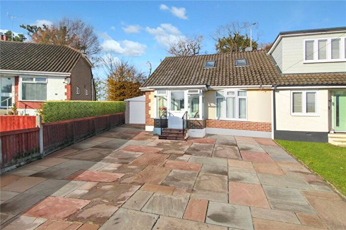 3 Bedroom Bungalow For Sale In Wroxham Close, Leigh-on-Sea, Essex, SS9