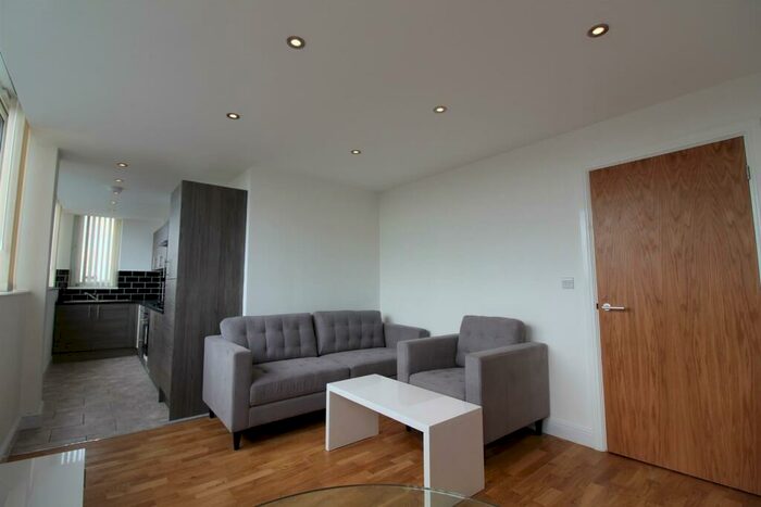 2 Bedroom Apartment To Rent In York Road, Leeds, LS9
