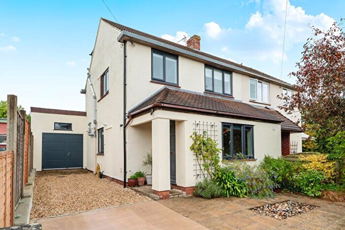 3 Bedroom Semi-Detached House For Sale In Seymour Close, Wells, BA5
