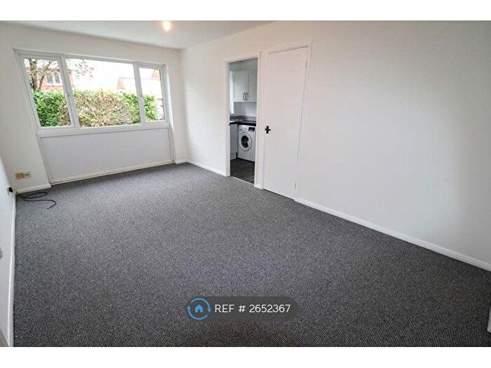 2 Bedroom Bungalow To Rent In Challacombe, Furzton, Milton Keynes, MK4
