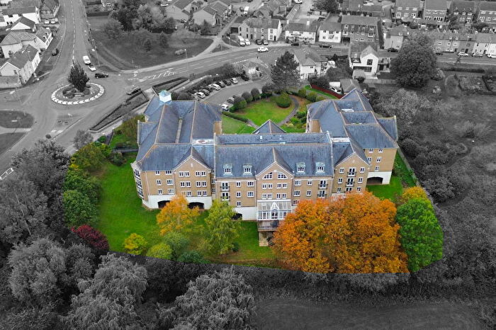 2 Bedroom Flat For Sale In Crosshall Road, Eaton Ford, St. Neots, PE19