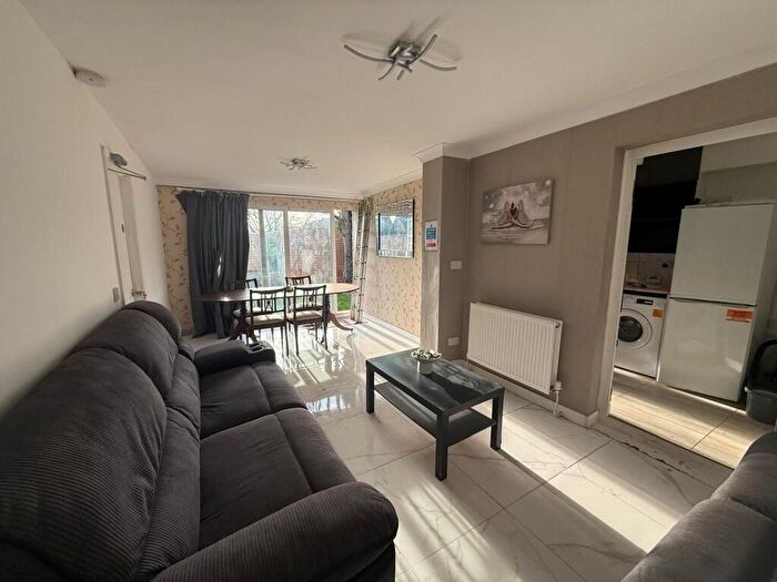 7 Bedroom House To Rent In Belfast Walk, Chaddesden, Derby, DE21