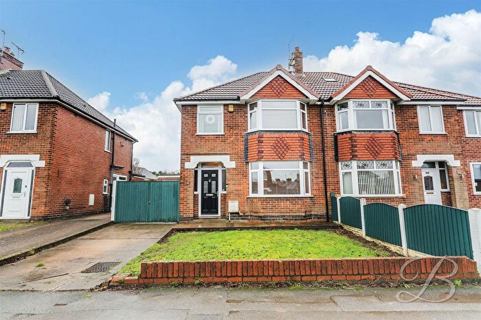 3 Bedroom Semi Detached House For Sale In Quarrydale Road, Sutton-In-Ashfield, NG17