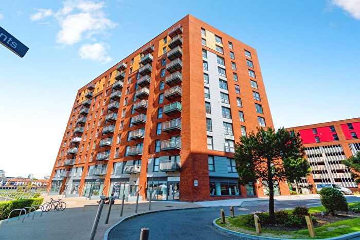 2 Bedroom Flat For Sale In Capstan Road, Southampton, SO19