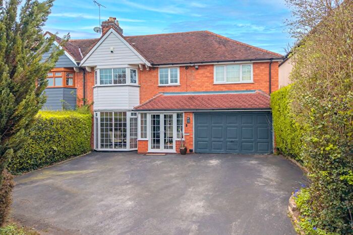 4 Bedroom Semi-Detached House For Sale In Lowbrook Lane, Tidbury Green, Solihull, West Midlands, B90