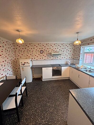 3 Bedroom Property To Rent In Willow Gardens, Birmingham, B16