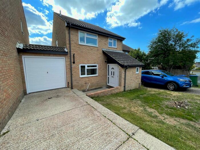 4 Bedroom Property To Rent In Glynn Rise, Peacehaven, BN10
