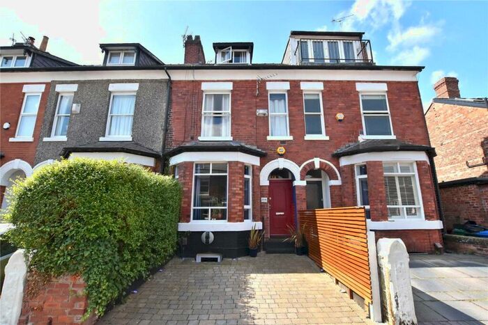 2 Bedroom Apartment To Rent In Warwick Avenue, Didsbury, Manchester, M20