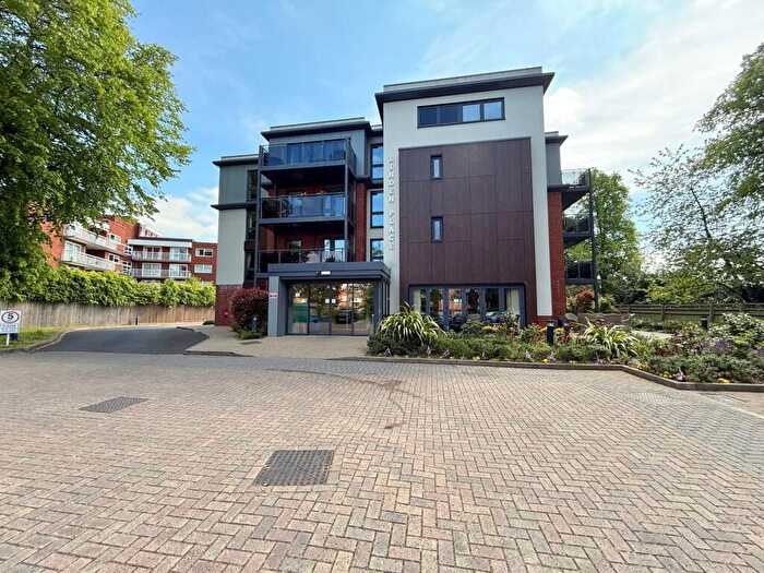 2 Bedroom Retirement Property For Sale In Linden Place, Hampton Lane, Solihull, B91