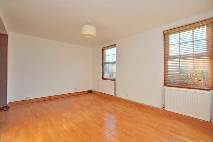 1 Bedroom Apartment To Rent In Ryculff Square, Blackheath, SE3