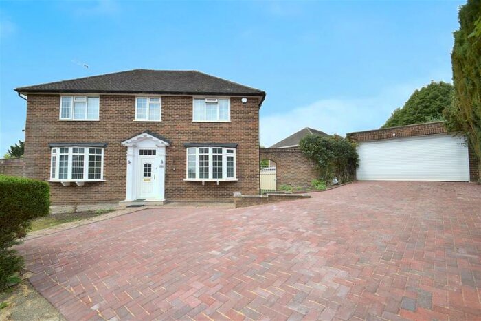 4 Bedroom Detached House To Rent In Ravenswood Park, Northwood, HA6