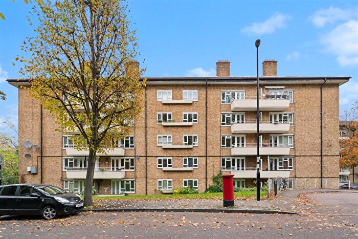 2 Bedroom Flat To Rent In Prendergast Road, London, SE3