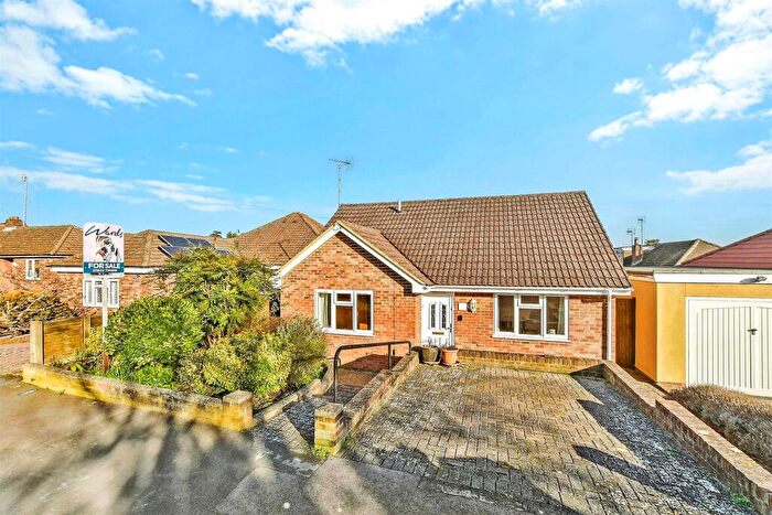 3 Bedroom Chalet For Sale In Otteridge Road, Bearsted, Maidstone, Kent, ME14