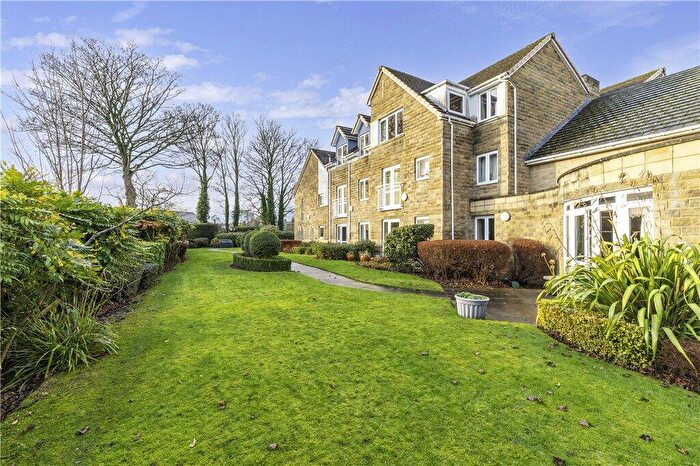2 Bedroom Apartment For Sale In Brownberrie Lane, Horsforth, Leeds, West Yorkshire, LS18