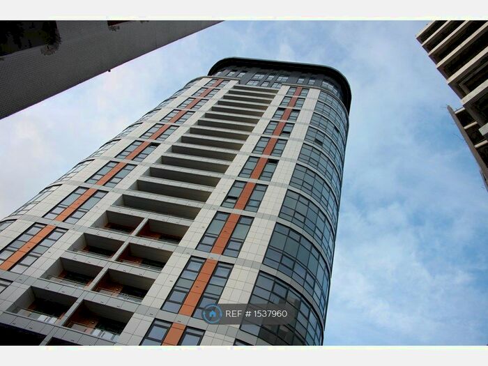 2 Bedroom Flat To Rent In Northill Apartments, Salford, M50