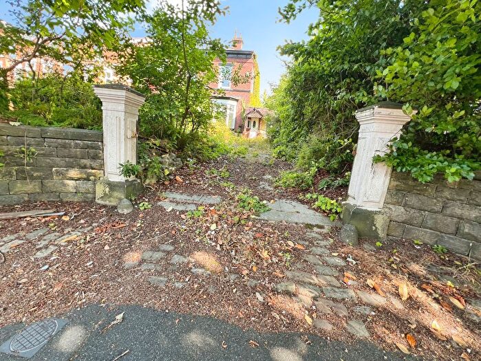 3 Bedroom Semi-Detached House For Sale In Seymour Road, Bolton, BL1