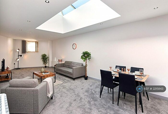 2 Bedroom Flat To Rent In Danum House, Doncaster, DN1