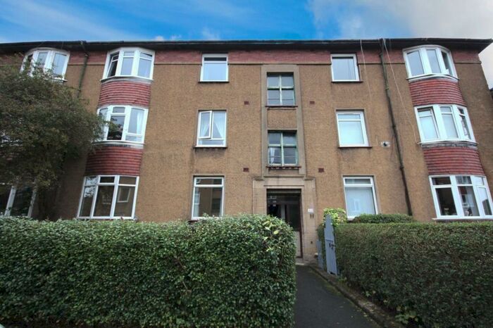 3 Bedroom Flat To Rent In Ripon Drive, Kelvindale, Glasgow - Available Now!! - No Hmo License!!!, G12