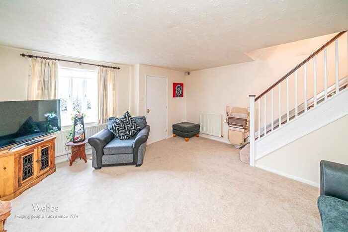 3 Bedroom Detached House For Sale In Wood Common Grange, Pelsall, Walsall, WS3