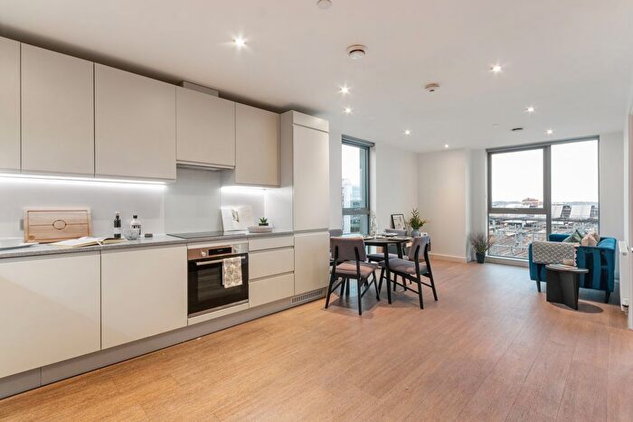 1 Bedroom Flat To Rent In Thames Quarter, Napier Road, Reading, RG1