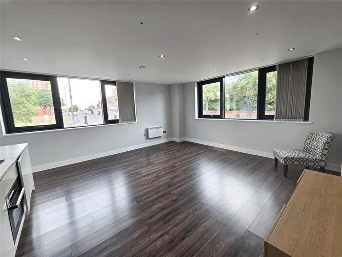 2 Bedroom Apartment To Rent In The Quadrant, Sand Pits, Birmingham, B1