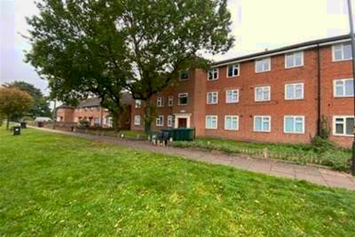 2 Bedroom Flat To Rent In Heath Way, Shard End, B34