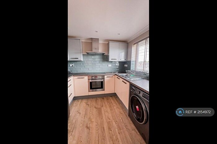 2 Bedroom Flat To Rent In Clay Pit Piece, Saffron Walden, CB11